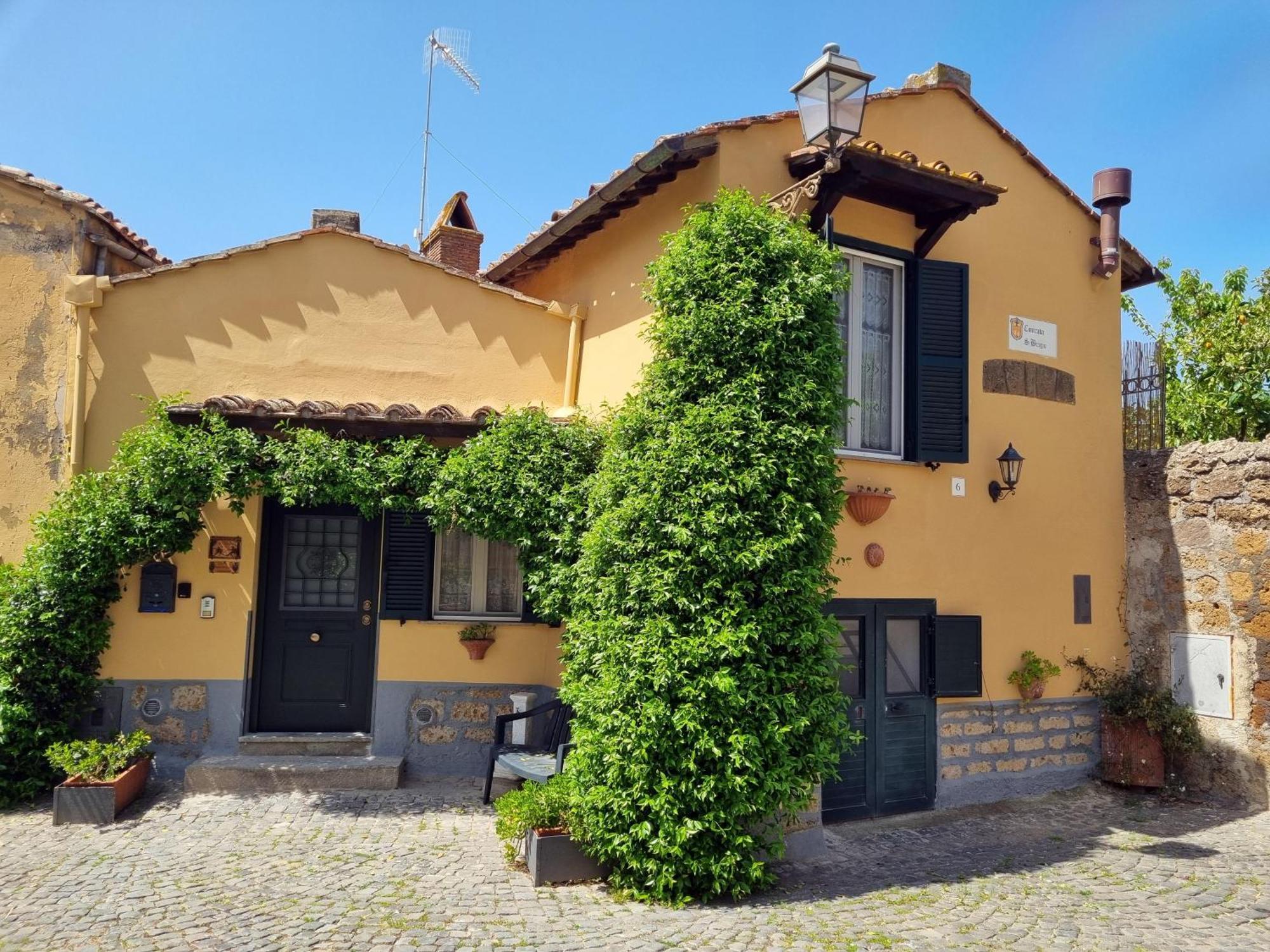 Casa Vacanze Nives Tuscania Exteriér fotografie