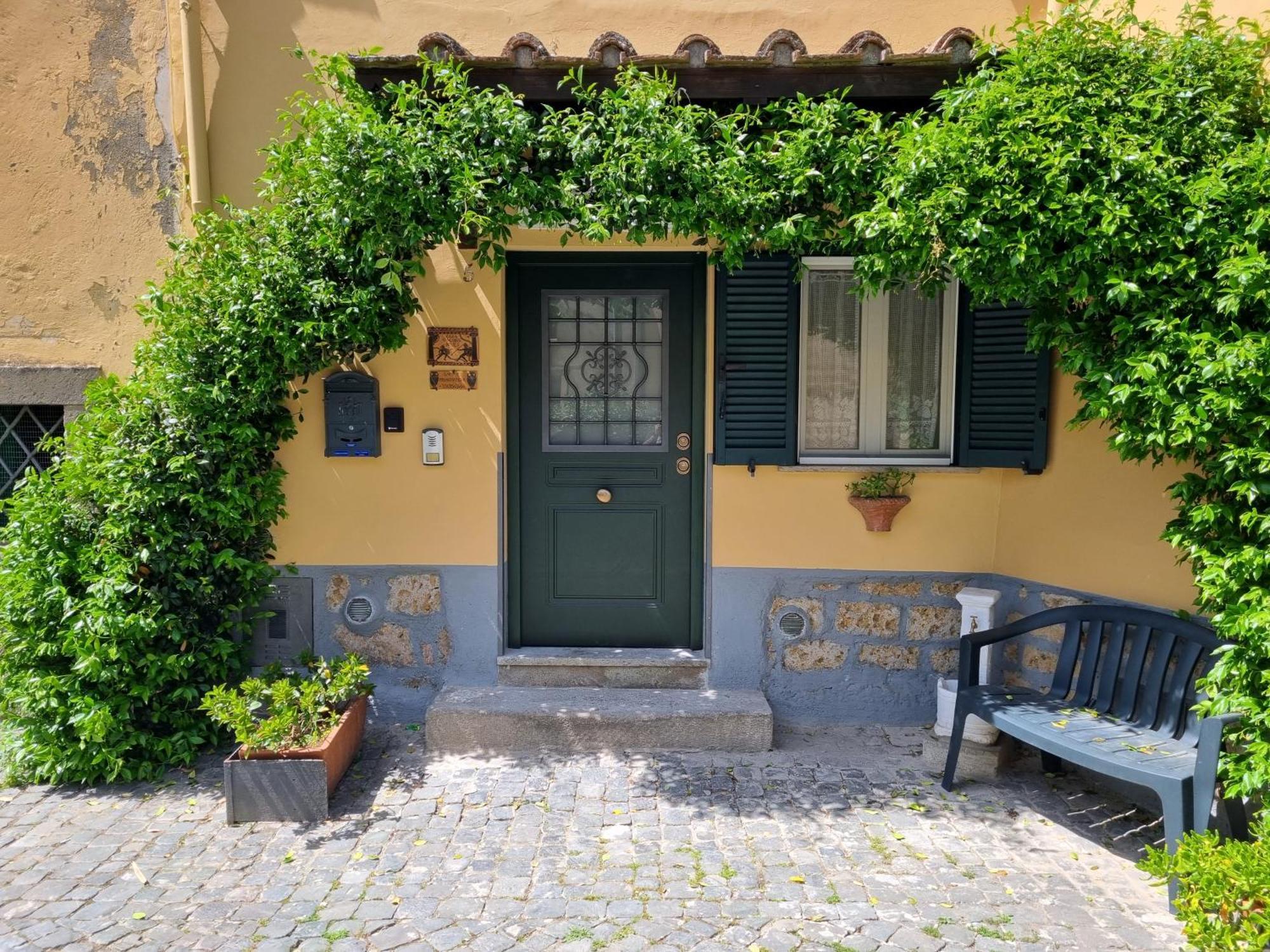 Casa Vacanze Nives Tuscania Exteriér fotografie